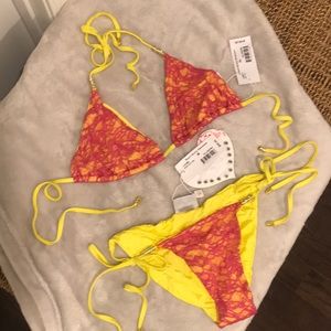 Beach Bunny bikini NWT